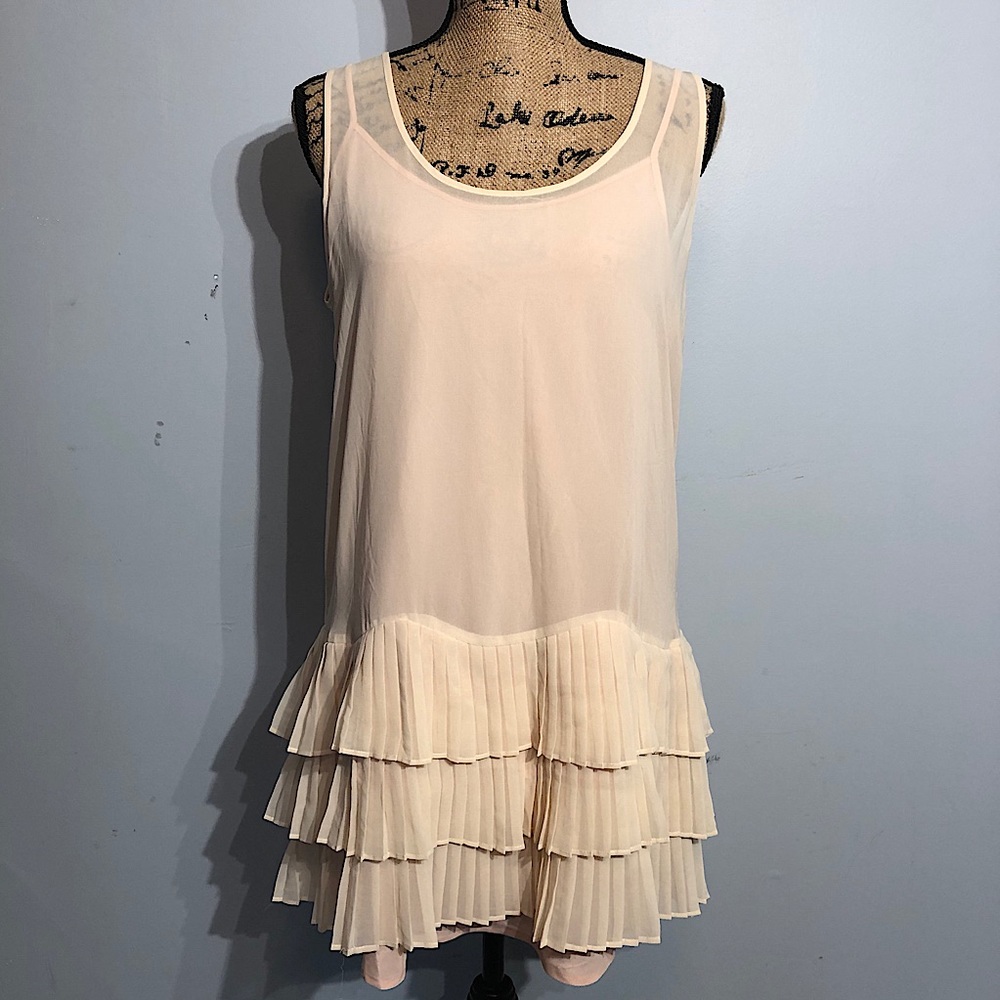 EUC! Bellatrix Pleaded Mini Dress Size Medium